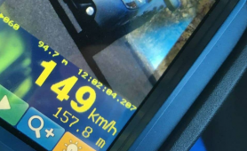 FOTO // Cu 149 km/h prin localitate. Isprava unui șofer de 20 de ani